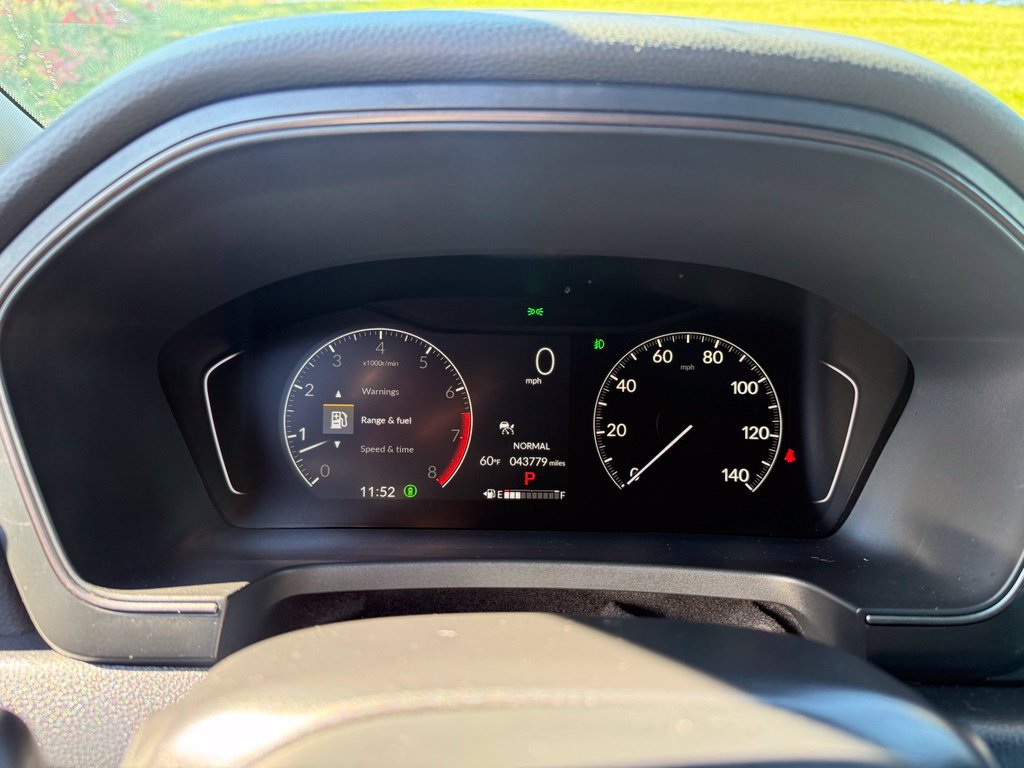 Used 2024 Honda Pilot TrailSport image 12