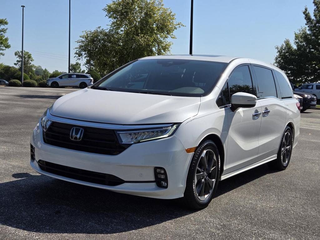 Used 2024 Honda Odyssey Elite image 1