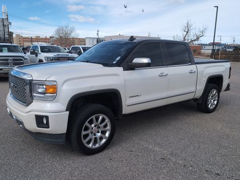 Used 2015 GMC Sierra 1500 Denali w/ Driver Alert Package image 2