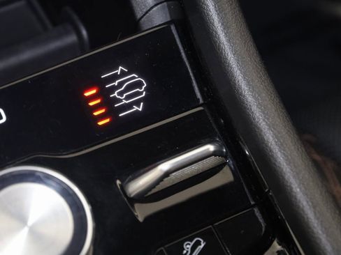 Used 2024 Jeep Grand Cherokee L Summit w/ High Altitude Package image 31