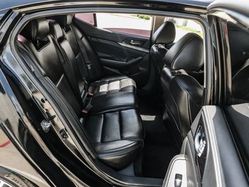Used 2020 Nissan Maxima 3.5 SV w/ Floor Mat Group FWD image 39