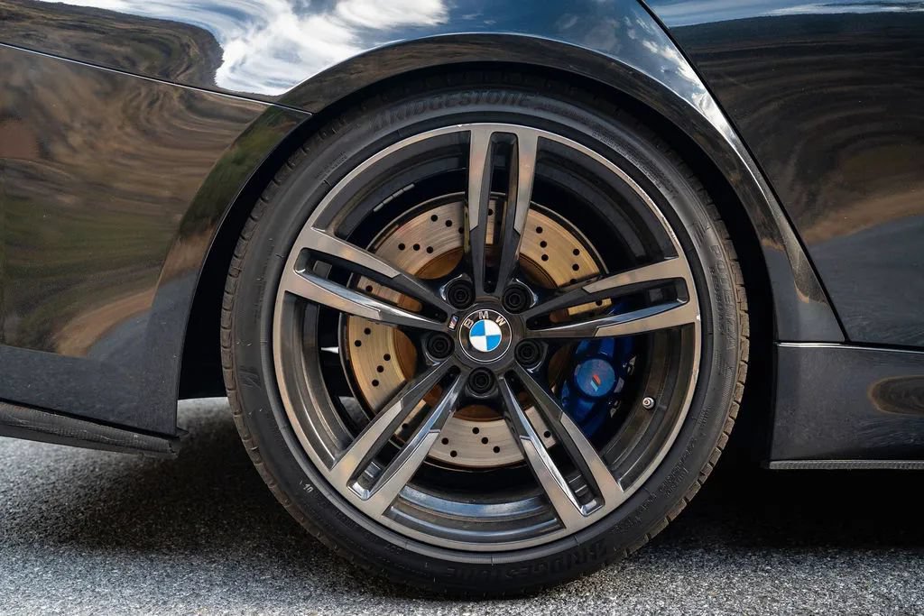 Used 2016 BMW M3 RWD image 39