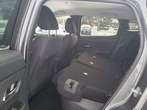 Certified 2025 Nissan Kicks SV image 16