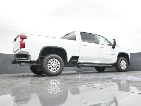 Used 2024 Chevrolet Silverado 2500 LT AWD/4WD image 50