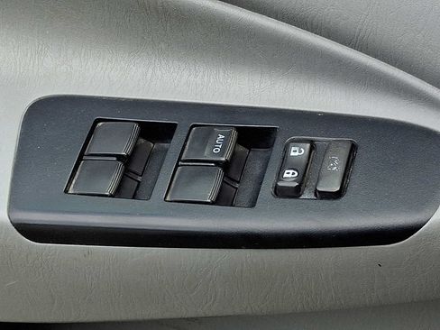 Used 2014 Toyota Tacoma 4x4 Double Cab w/ TRD Sport Package image 26