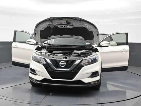 Used 2022 Nissan Rogue Sport SV FWD image 34