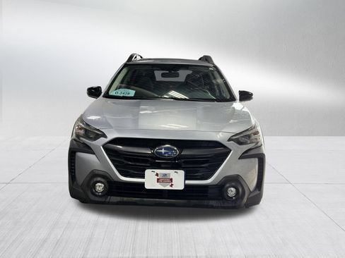 Certified 2023 Subaru Outback Premium image 2