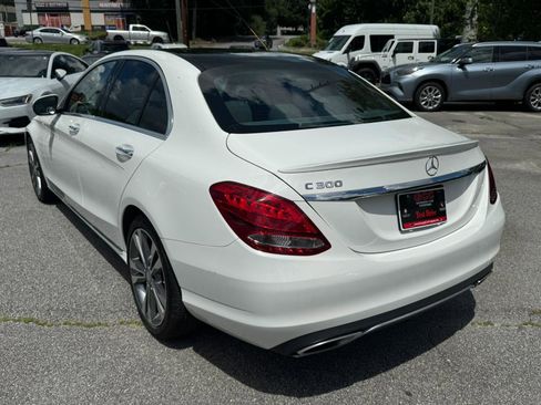 Used 2017 Mercedes-Benz C 300 Sedan image 5