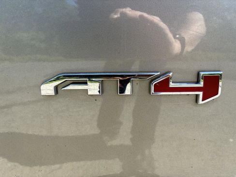 Used 2022 GMC Acadia AT4 w/ Trailering Package AWD/4WD image 35