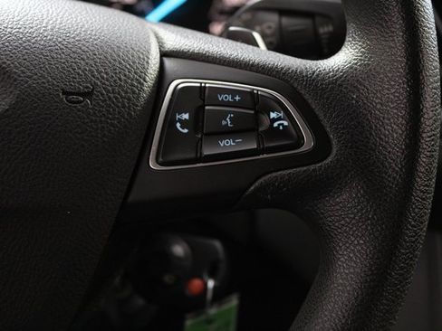 Used 2017 Ford Escape SE image 18