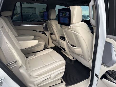 Certified 2025 Cadillac Escalade Sport Platinum image 27