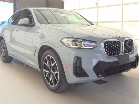 Used 2023 BMW X4 xDrive30i w/ M Sport Package image 2