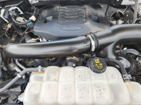 Used 2023 Ford F150 Lariat image 29