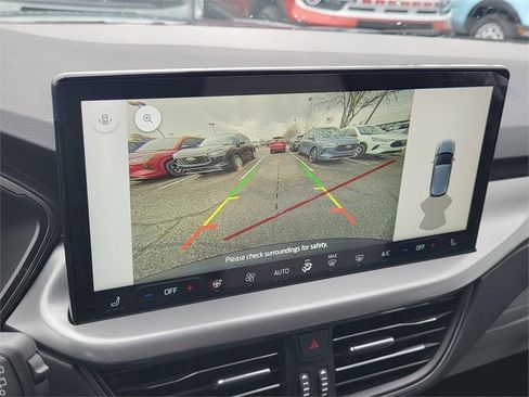 New 2024 Ford Escape SE image 42