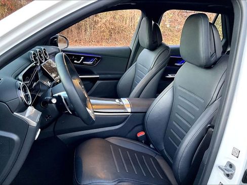 Certified 2025 Mercedes-Benz GLC 43 AMG 4MATIC image 27