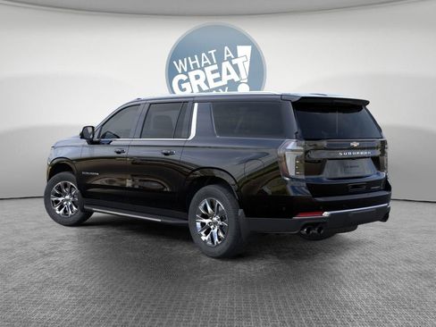 New 2026 Chevrolet Suburban Premier AWD/4WD image 3