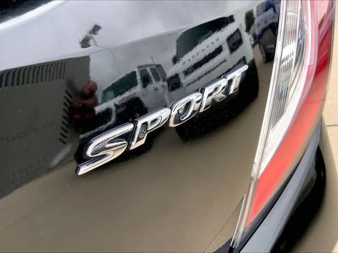 Used 2019 Honda Civic Sport image 10