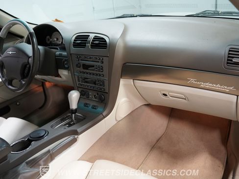 Used 2005 Ford Thunderbird 50th Anniversary RWD image 38