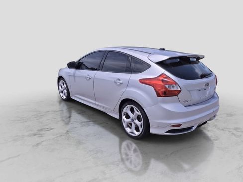 Used 2014 Ford Focus ST FWD image 6