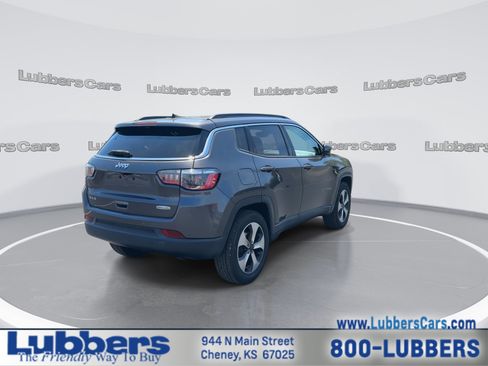 Used 2021 Jeep Compass Latitude AWD/4WD image 8