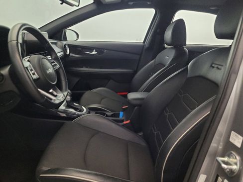 Used 2023 Kia Forte GT-Line w/ GT-Line Premium Package FWD image 17
