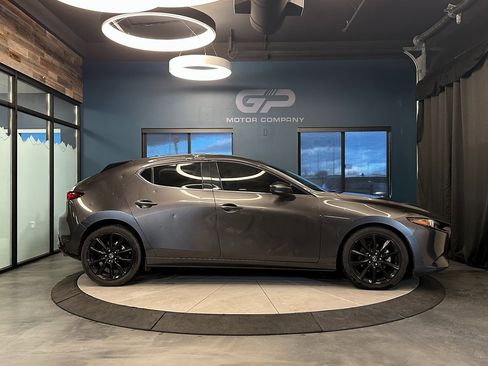 Used 2019 MAZDA MAZDA3 AWD Hatchback w/ Premium Pkg image 2