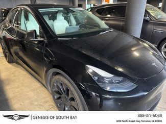 Used 2022 Tesla Model Y Performance image 1