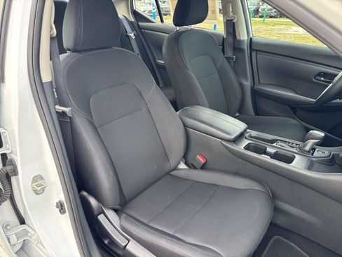 Used 2025 Nissan Sentra S image 36