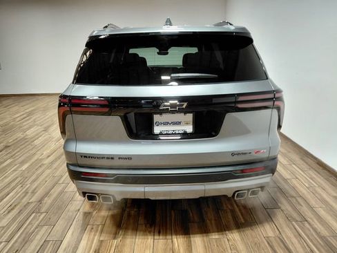 Used 2026 Chevrolet Traverse Z71 image 24