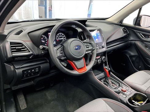 Used 2024 Subaru Forester Sport image 12