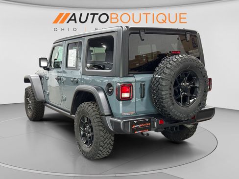 Used 2025 Jeep Wrangler Unlimited Sport AWD/4WD image 3