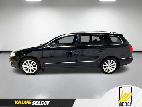 Used 2010 Volkswagen Passat Komfort FWD image 10