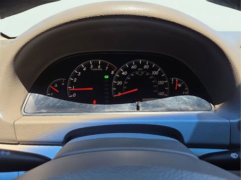 Used 2005 Toyota Camry FWD image 23