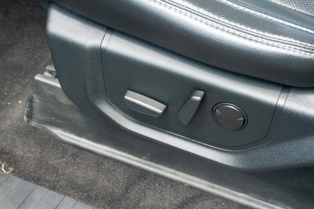 Used 2019 Ford F150 Lariat AWD/4WD image 18