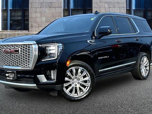 Used 2023 GMC Yukon Denali image 2