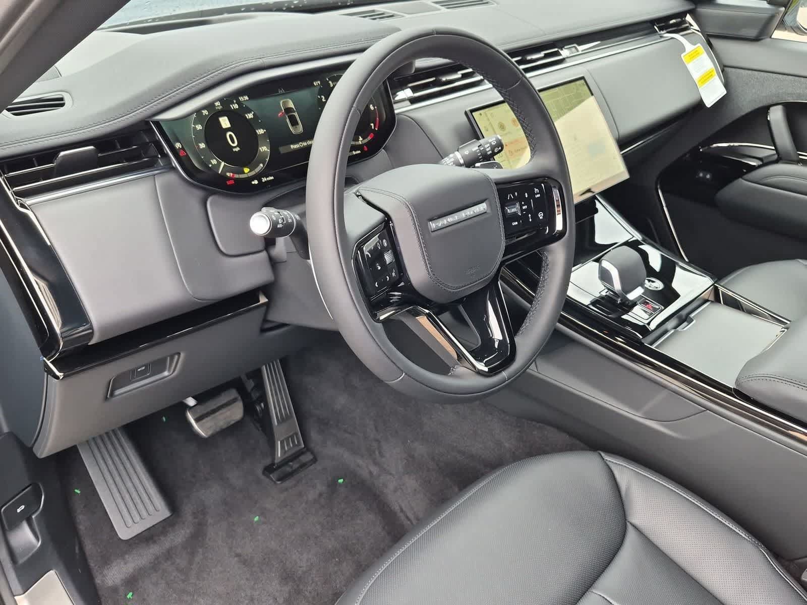 New 2026 Land Rover Range Rover Sport Dynamic SE AWD/4WD image 2