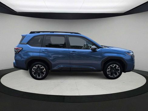 Used 2026 Subaru Forester Premium AWD/4WD image 9