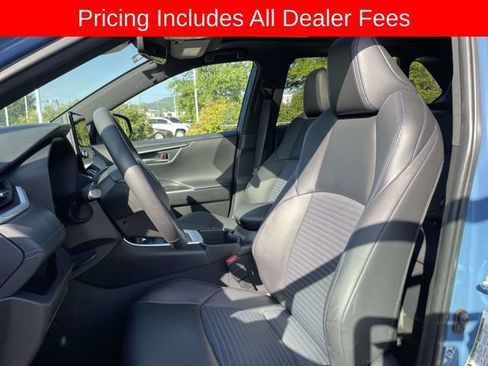 Used 2023 Toyota RAV4 XSE AWD/4WD image 22