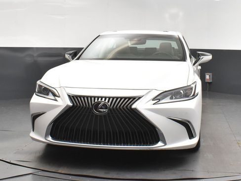 Used 2019 Lexus ES 350 image 10