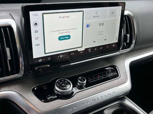 New 2027 Ford Expedition Platinum w/ Driver's Package AWD/4WD image 30