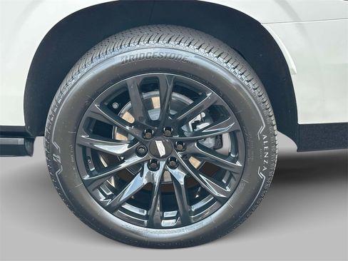 Certified 2024 Cadillac Escalade ESV Sport Platinum w/ LPO, ONYX Package image 13