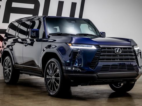 Used 2026 Lexus GX 550 w/ Cold Area Package AWD/4WD image 26