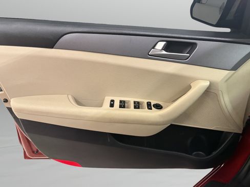 Used 2017 Hyundai Sonata SE image 21