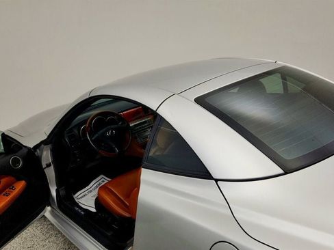 Used 2007 Lexus SC 430 Convertible RWD image 10