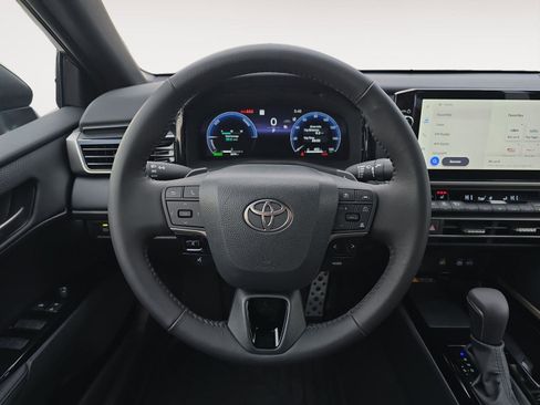 Used 2026 Toyota Camry XSE FWD image 11