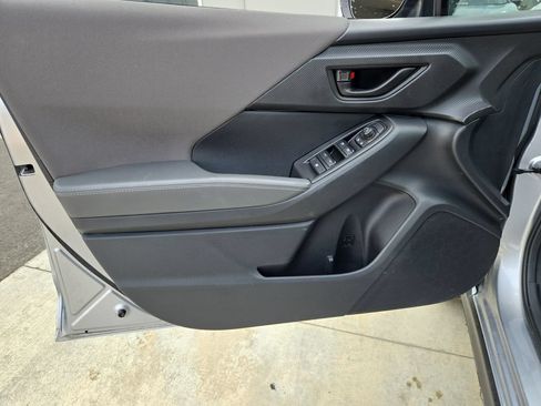 Used 2026 Subaru Crosstrek 2.5i Premium AWD/4WD image 12