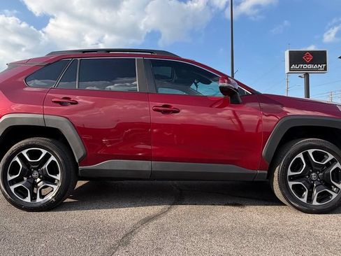 Used 2021 Toyota RAV4 Adventure w/ Convenience Package AWD/4WD image 9