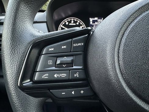 Used 2025 Subaru Crosstrek 2.0i Premium image 18