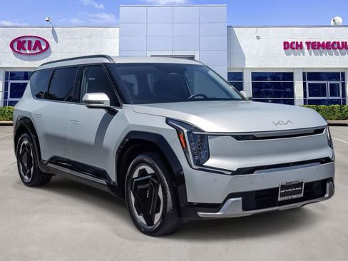 Certified 2024 Kia EV9 Land AWD/4WD image 3