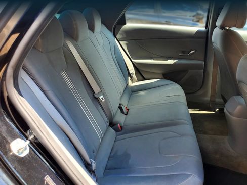 Used 2021 Hyundai Elantra SEL w/ Convenience Package FWD image 29